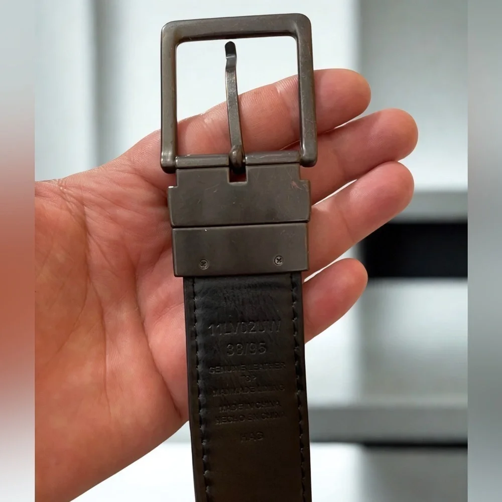 Levis Genuine Leather Reversible Belt